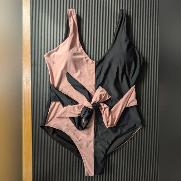 Pink Lily New Swimsuit One Piece Black Pink Bow V-neck Size XXL - Picture 2 of 10